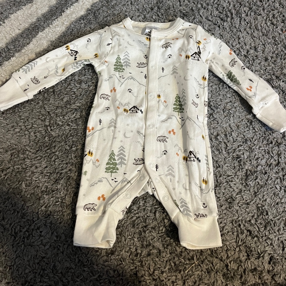 Baby clothes